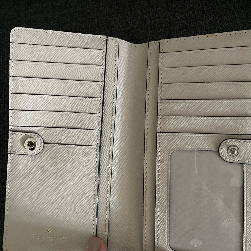 Kate Spade Wallet - Picture 2 of 3